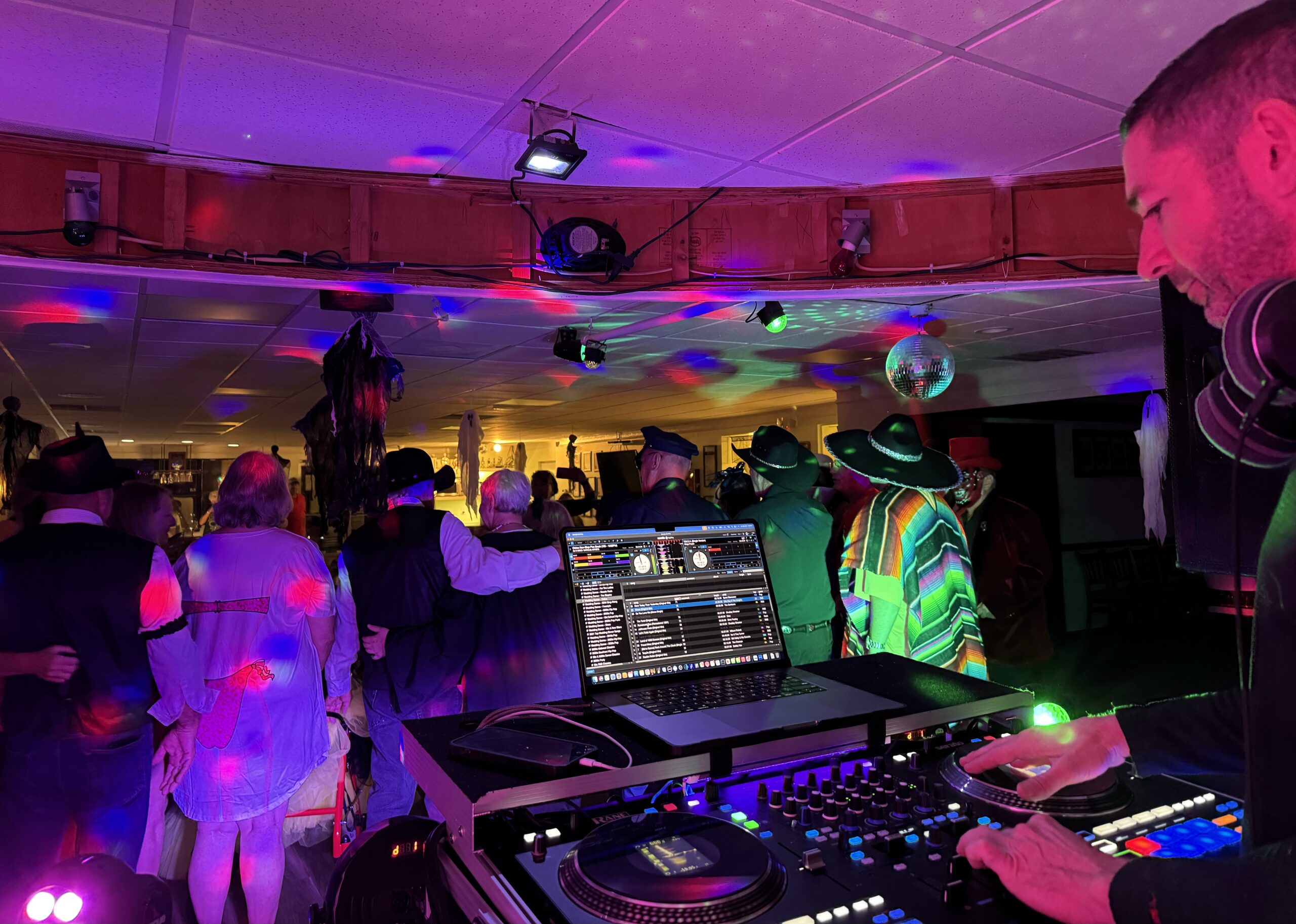 Party Event American Top Dj | MQI